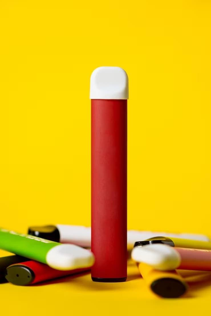 Usporedba vaping vs smoking, stručni vodič kroz rizike i koristi za zdravlje pri prelasku s klasičnih cigareta na e cigarete