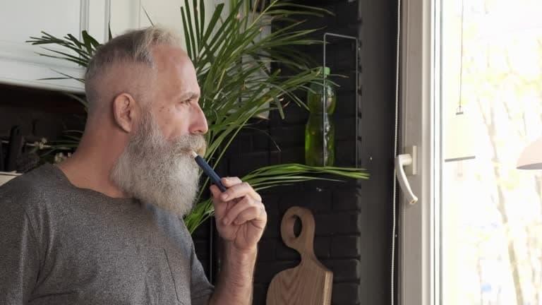 Najbolja tekucina za e cigarete 2025 vodič za okuse sigurnost i pametan odabir