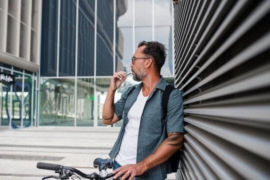 Praktični vodič za vapor vapes 2025, odabir tekućina, održavanje uređaja i savjeti za bolji okus