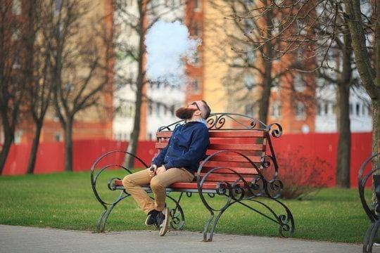 Vrhunski vodič za kupce jednokratne elektronska cigareta 2026 uz recenzije, usporedbe i savjete